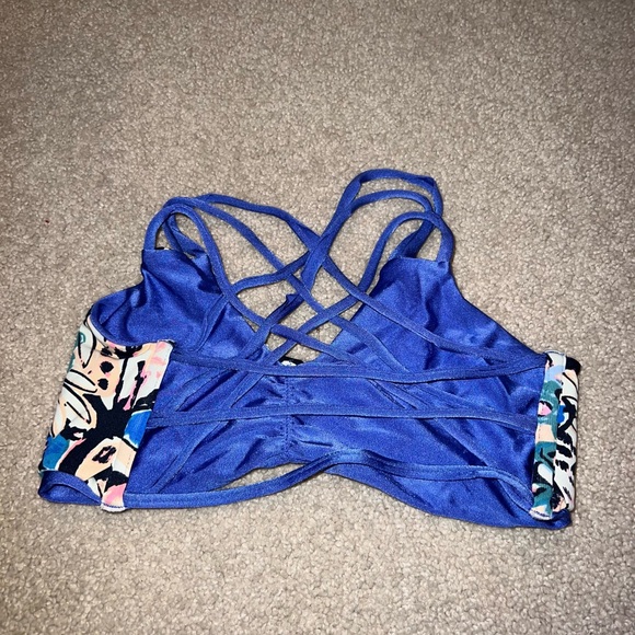 MAAJI REVERSIBLE BIKINI TOP SIZE S - Picture 2 of 3